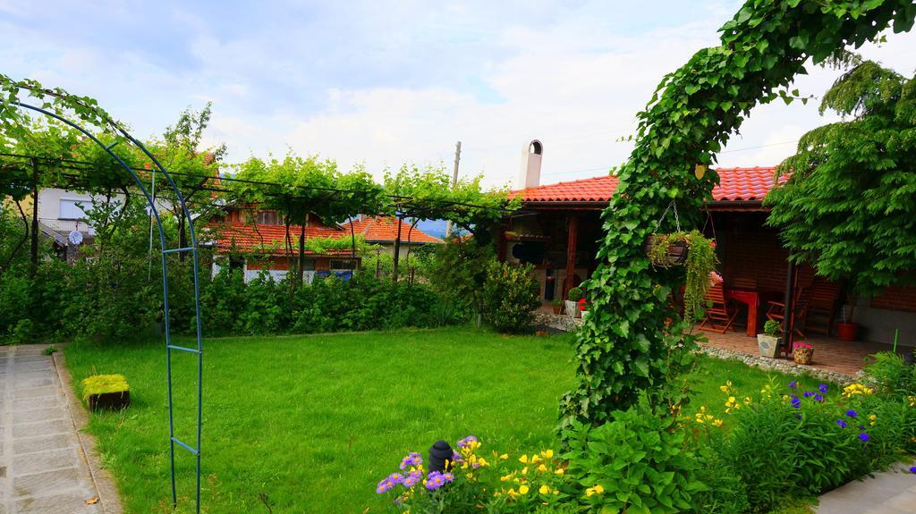 Guest House Simona Sapareva Bania Exterior foto